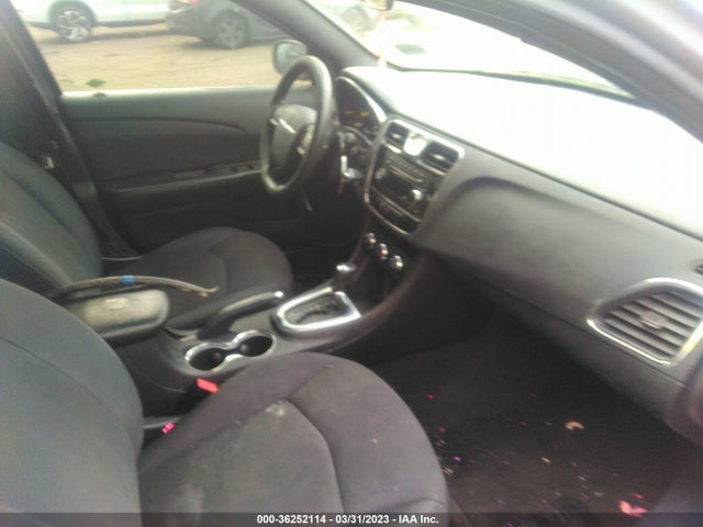 1C3CCBAB3EN123094 Chrysler 200 LX