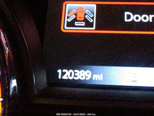 5N1DR2MM5JC643861 Nissan Pathfinder Sl