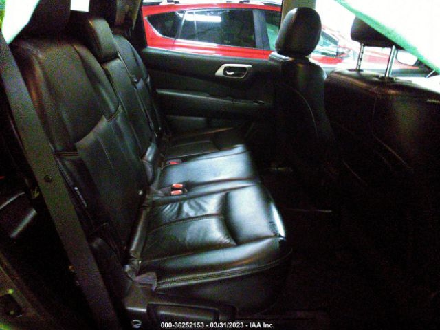 5N1DR2MM5JC643861 Nissan Pathfinder Sl