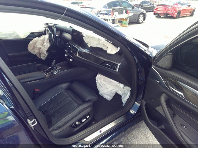 BMW 5 Series M550i Xdrive 2022 аукцион фото