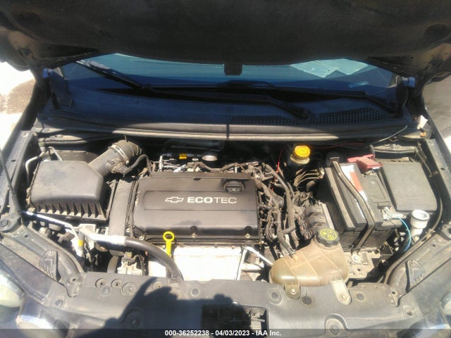 Chevrolet SONIC LT 2014 1G1JC5SH8E4165671 Image 11