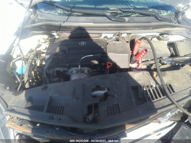 19UDE2F84GA005591 Acura Ilx W/premium