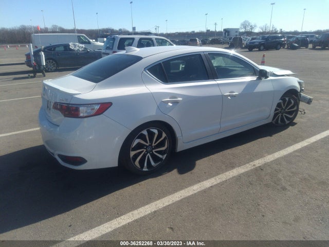 19UDE2F84GA005591 Acura Ilx W/premium