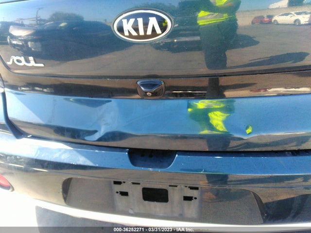 KIA SOUL + 2017 KNDJP3A51H7464767 Image 3