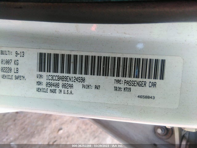 1C3CCBAB9EN124590 Chrysler 200 LX