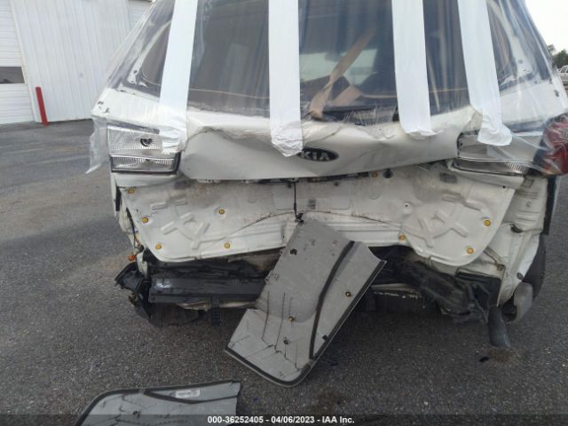 KNDMB5C10F6056801 KIA SEDONA LX