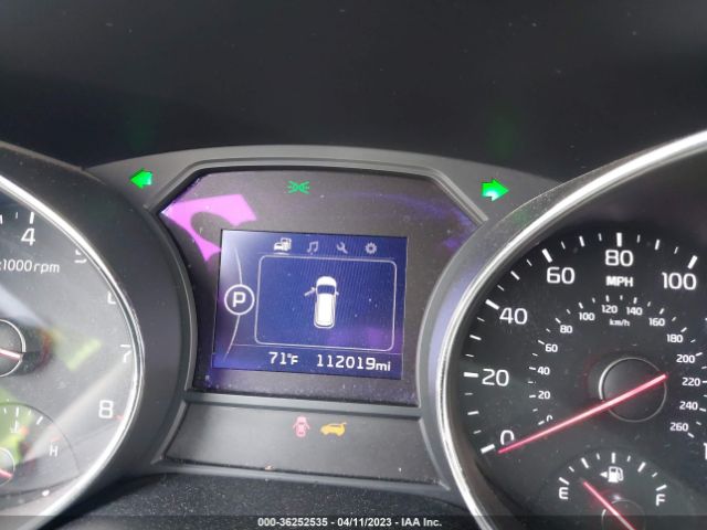 KNDMB5C11H6339145 KIA SEDONA LX