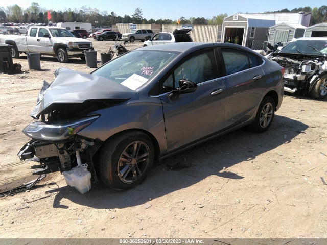 Chevrolet CRUZE LT 2018 1G1BE5SM7J7139101 Image 2