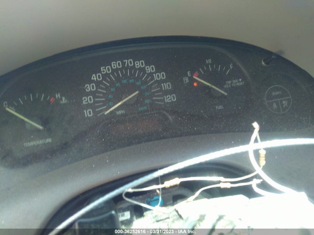 2003 BUICK CENTURY CUSTOM VIN: 2G4WS52J431180126