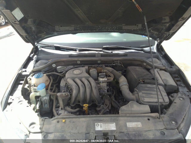3VW2K7AJ4EM443109 Volkswagen Jetta Sedan S