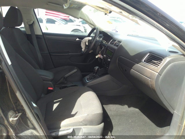 3VW2K7AJ4EM443109 Volkswagen Jetta Sedan S