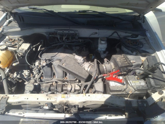 2008 FORD ESCAPE LIMITED VIN: 1FMCU04198KB49233
