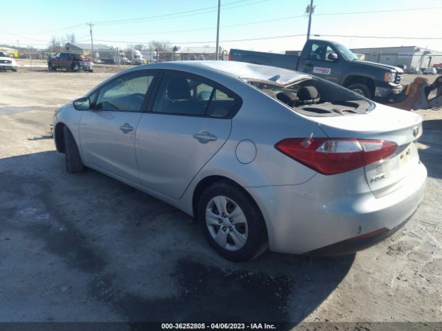 KNAFK4A60G5565194 KIA FORTE LX