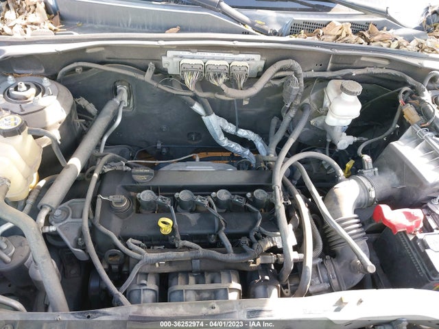2009 FORD ESCAPE XLT VIN: 1FMCU03779KB21227