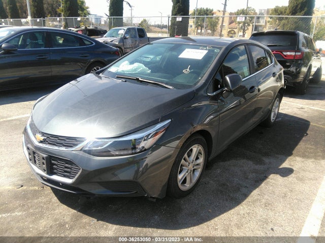 Chevrolet CRUZE LT 2018 3G1BE6SM0JS654660 Image 2