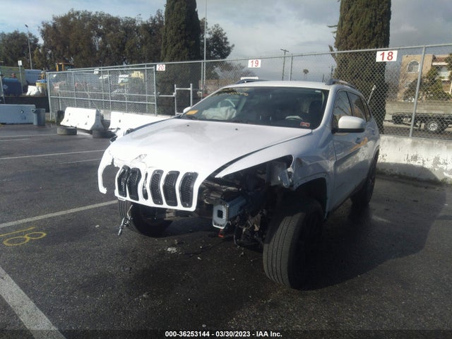 1C4PJLCB5GW234488 Jeep Cherokee Latitude