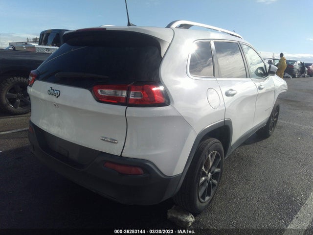 1C4PJLCB5GW234488 Jeep Cherokee Latitude