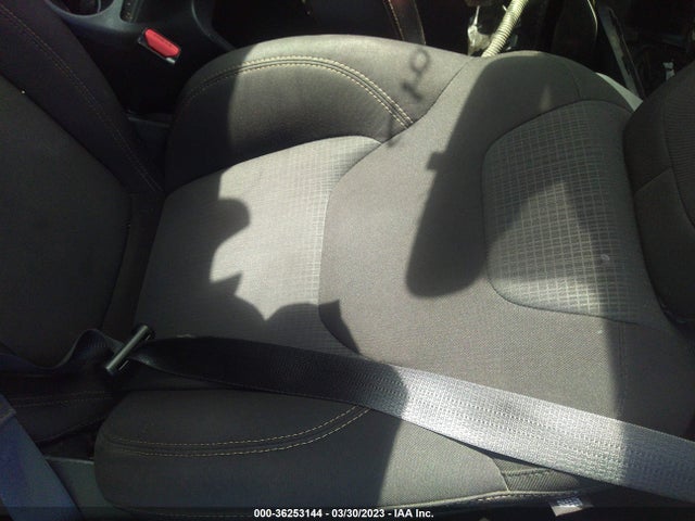 1C4PJLCB5GW234488 Jeep Cherokee Latitude