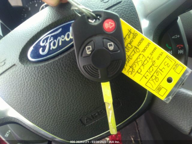 1FMCU0GX3EUB44805 Ford ESCAPE SE