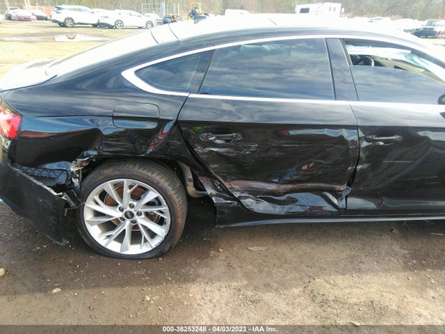WAUABCF55NA015336 Audi A5 Sportback Premium