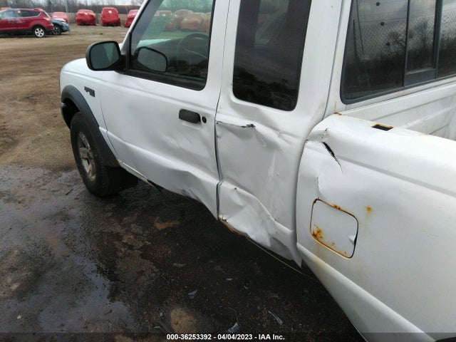 2002 FORD RANGER XLT VIN: 1FTZR45E42PA60897