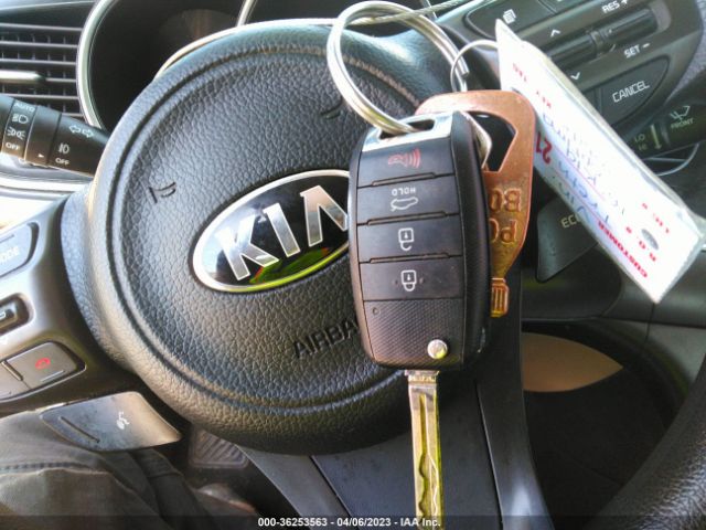 KNAGM4A72F5622341 KIA Optima Lx