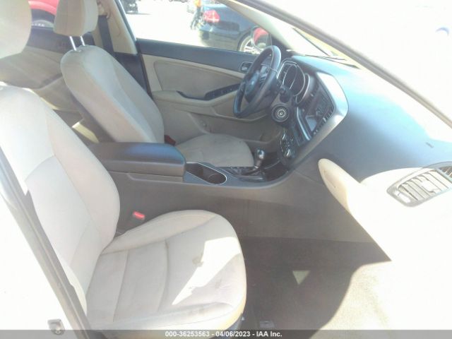 KNAGM4A72F5622341 KIA Optima Lx