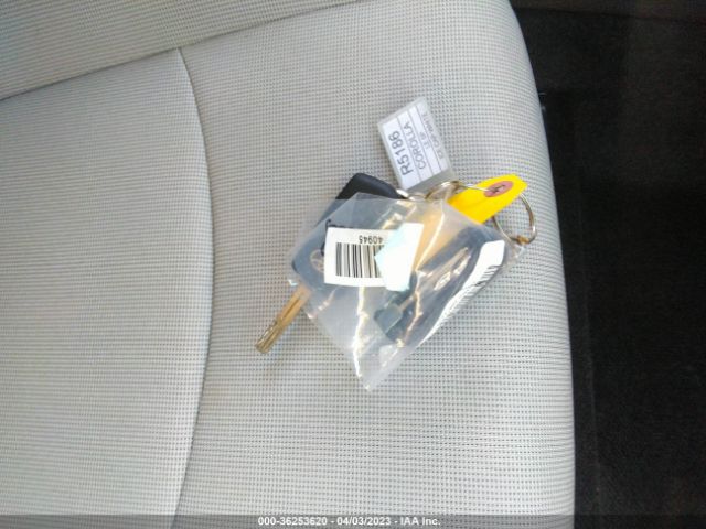 5YFEPMAEXNP372719 Toyota COROLLA LE