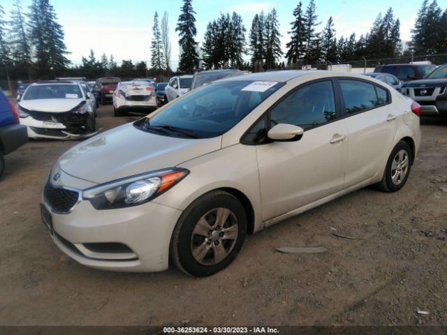 KNAFK4A6XF5379385 KIA FORTE LX