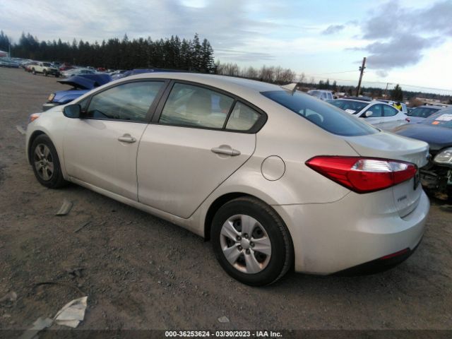 KNAFK4A6XF5379385 KIA FORTE LX