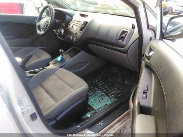 KNAFK4A6XF5379385 KIA FORTE LX