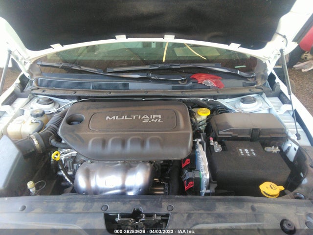 1C3CCCAB7FN563715 Chrysler 200 Limited