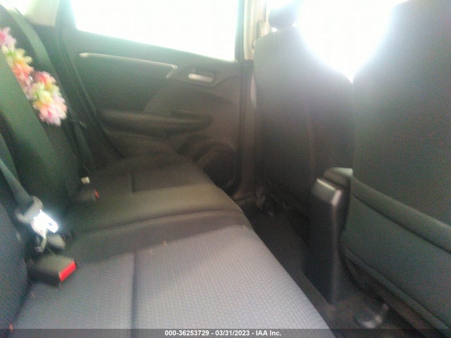 Honda FIT LX 2019 3HGGK5H43KM736025 Image 8