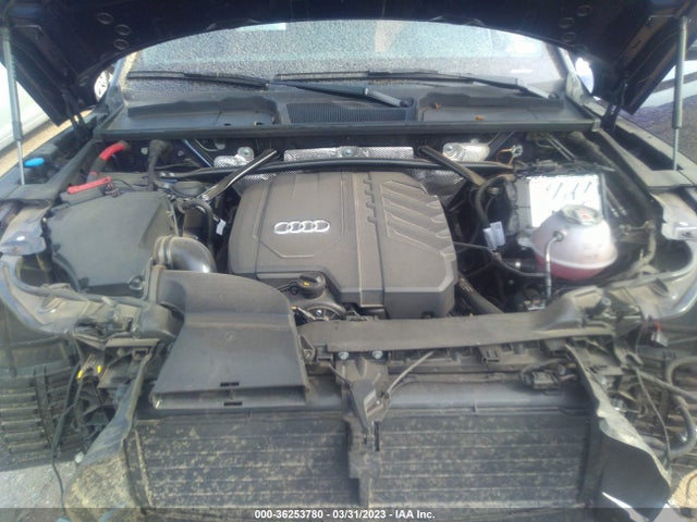 WA1BAAFY8M2136387 Audi Q5 Premium Plus