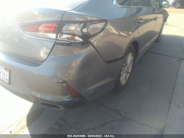 Hyundai SONATA SE 2018 5NPE24AF0JH699760 Image 3