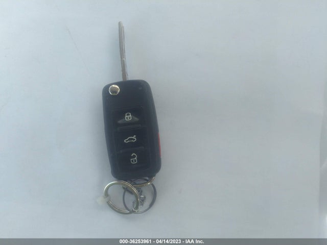 2013 VOLKSWAGEN JETTA SEDAN S VIN: 3VW2K7AJ2DM355514