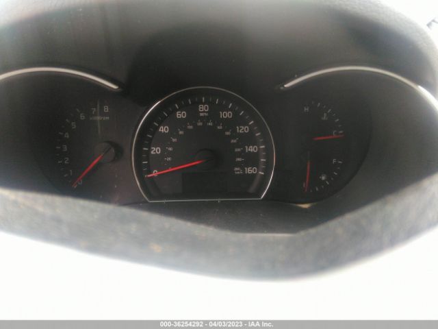 5XYKT3A69FG566598 KIA SORENTO LX