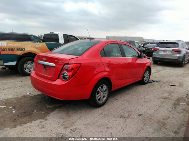 Chevrolet SONIC LT 2015 1G1JC5SH2F4116516 Image 4