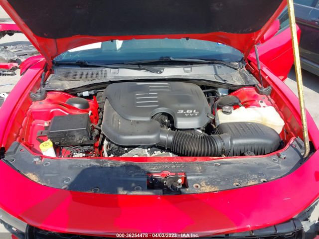 2C3CDXBG3JH232310 Dodge Charger Sxt