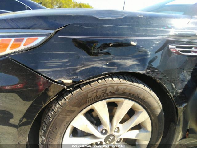 5XXGT4L38JG241470 KIA Optima S