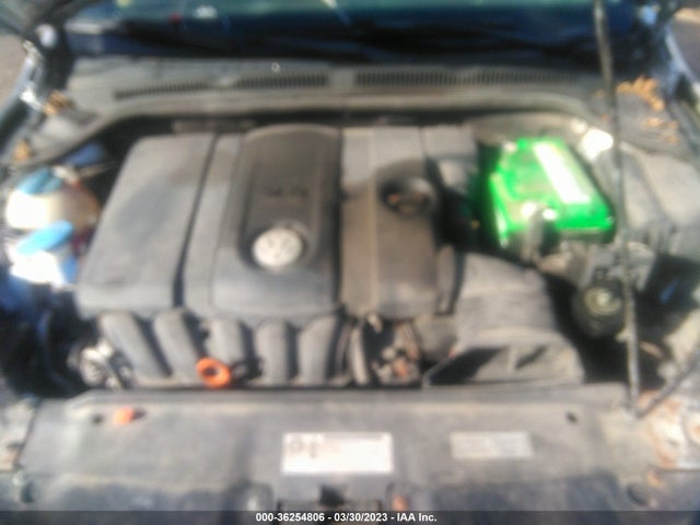2013 VOLKSWAGEN JETTA SEDAN SE VIN: 3VWDP7AJ9DM280840