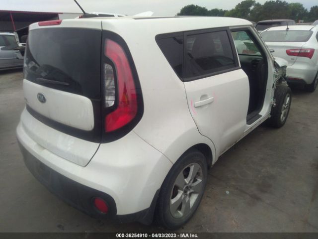 KNDJN2A29J7535810 KIA Soul Base