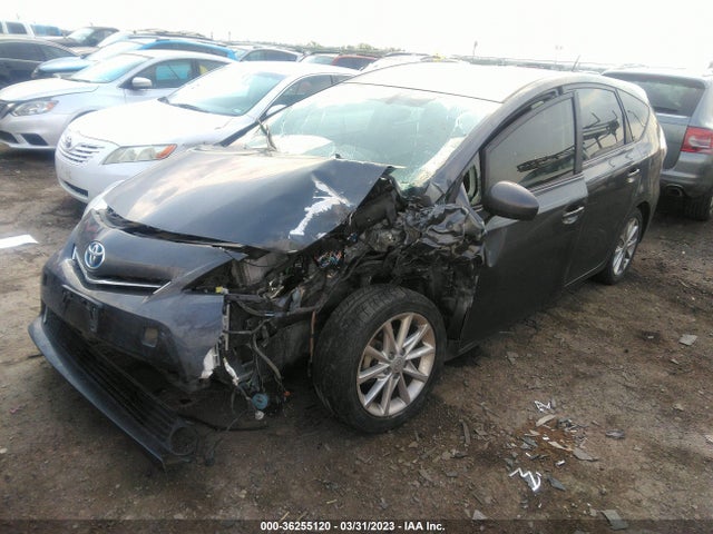 Toyota Prius V Two/three/five 2014 JTDZN3EU9E3331087 Image 2
