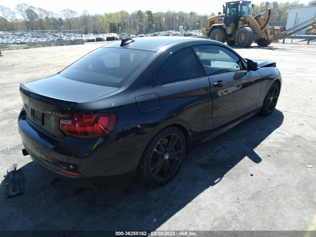 BMW 2 Series M235i 2016 WBA1J7C58GV289947 Image 4