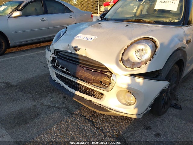 2017 Mini Hardtop, VIN: WMWXP5C56H2D16341