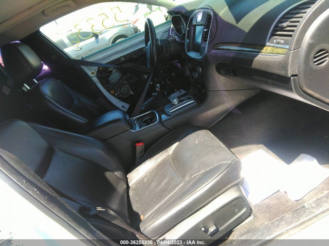 2C3CCAET5GH141928 Chrysler 300 300c