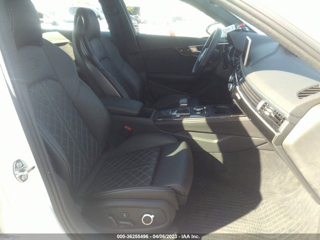 WAUC4AF40JA058572 Audi S4 Prestige