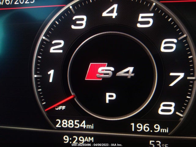 WAUC4AF40JA058572 Audi S4 Prestige