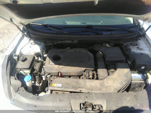 2015 HYUNDAI SONATA 2.4L SE VIN: 5NPE24AF6FH078739