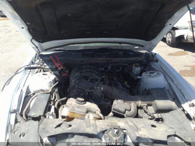 1ZVBP8AM3E5284784 Ford Mustang V6